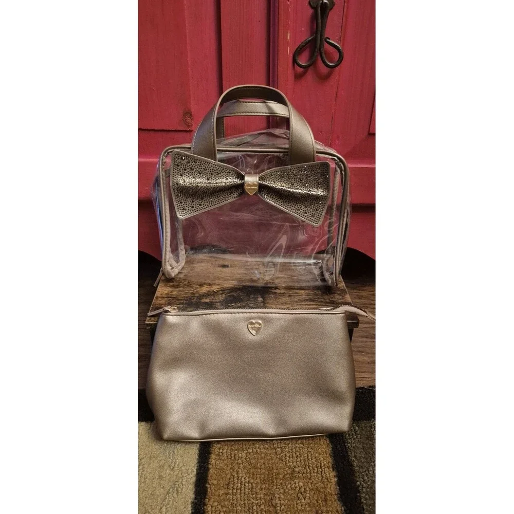 Betsey Johnson 2 Piece Makeup Bag Set Clear With Rhinestone Bow Accent EUC